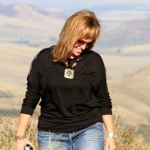 Meet your Posher, Becky